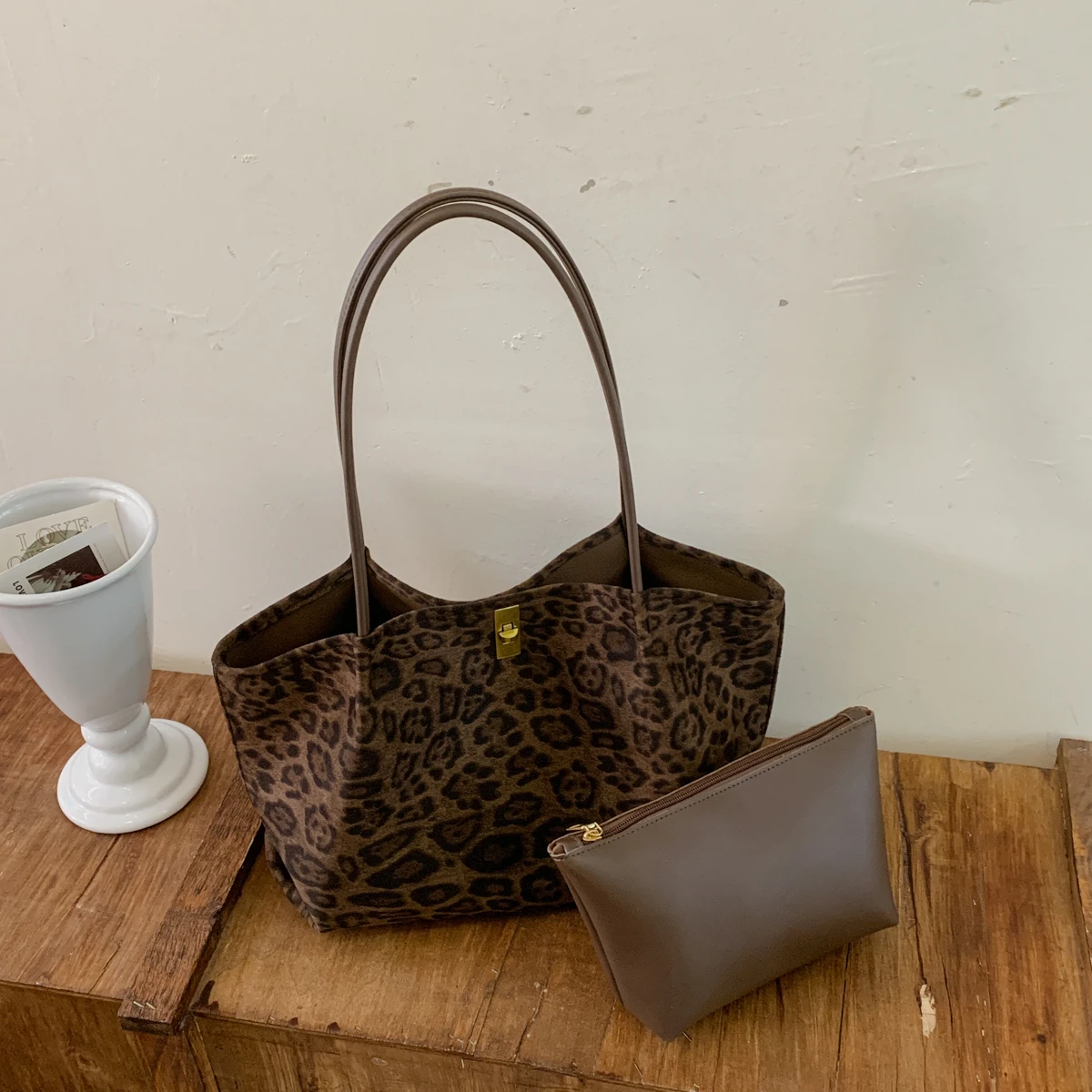 Retro Leopard Print Suede Tote - Luxury Bags Tote recension och pris